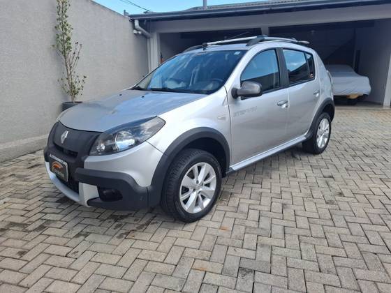 RENAULT SANDERO 1.6 STEPWAY 16V FLEX 4P MANUAL RENAULT SANDERO 1.6 STEPWAY 16V FLEX 4P MANUAL